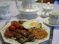 Enjoy a cooked breakfast at Forda Farm B&B, with self contained rooms and in room dining.